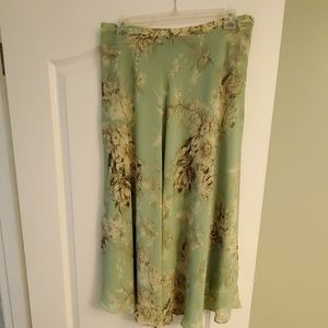 Tailor by B.Moss Green Floral Skirt 8